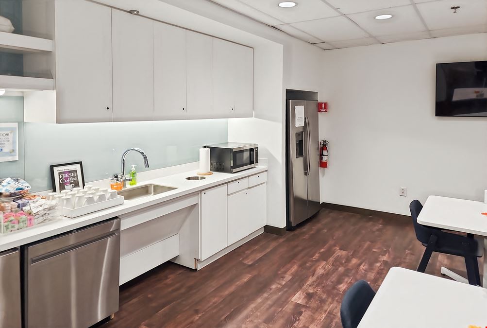 San Antonio - Colonnade