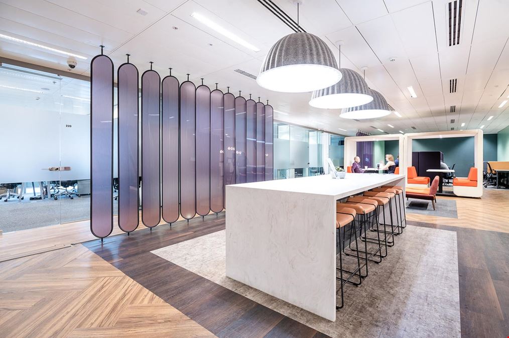 Landmark: Manchester, Spinningfields