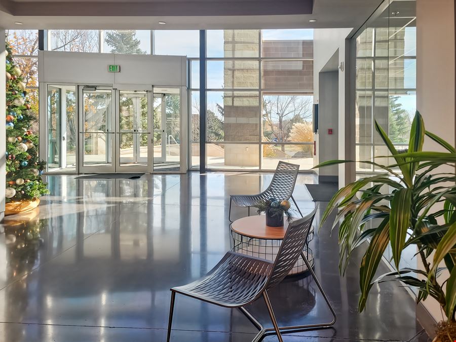 CO, Louisville - 285 Century Pl