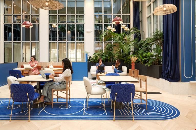 Morning Coworking- Pont De L'Alma