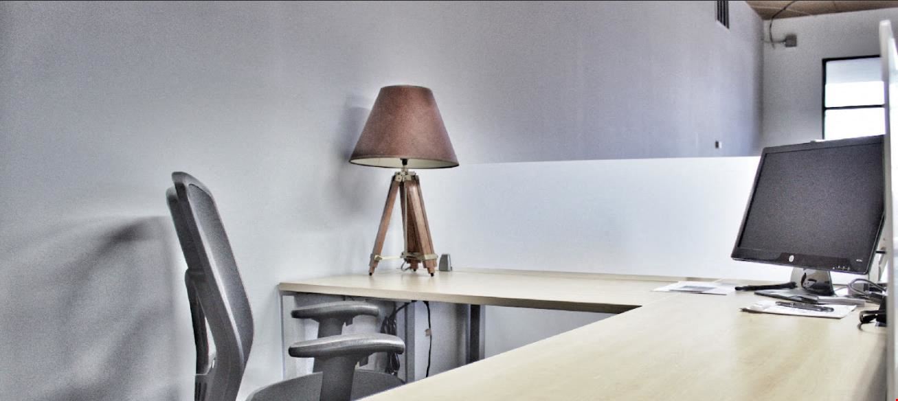 Private Desk