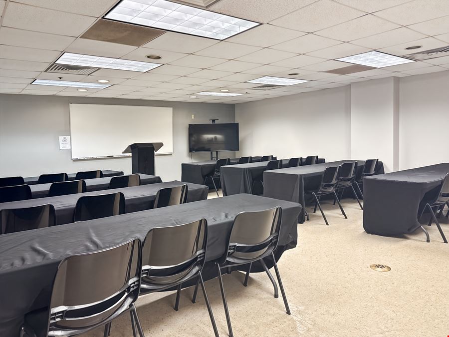 Regus - Memphis - Union Avenue