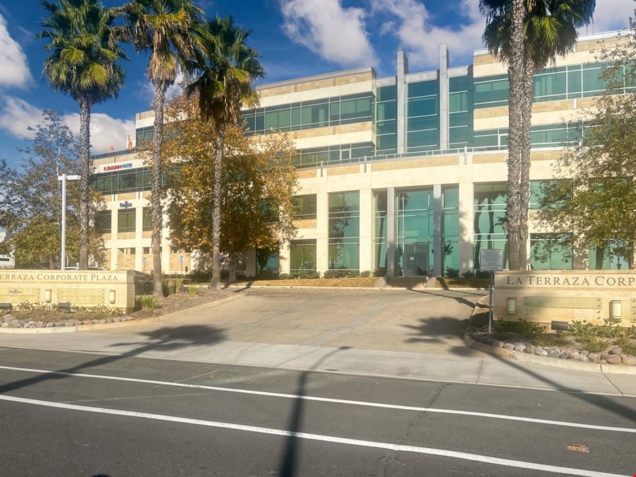 La Terraza Corporate Plaza