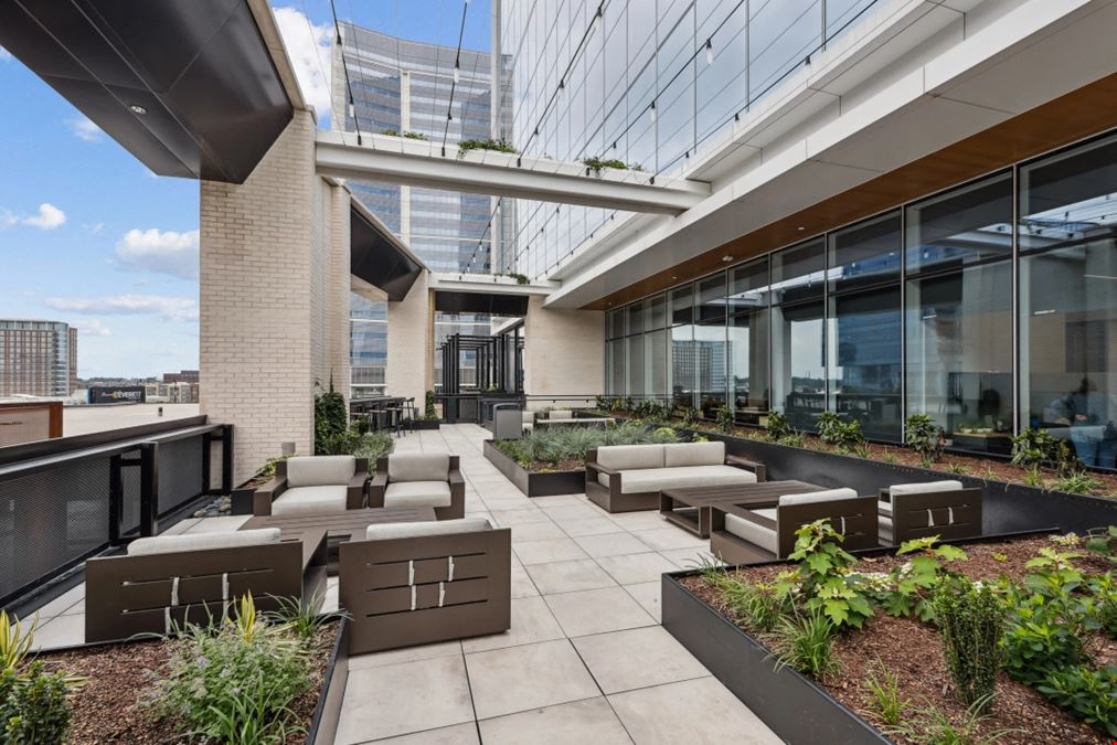 21 Platform Way South