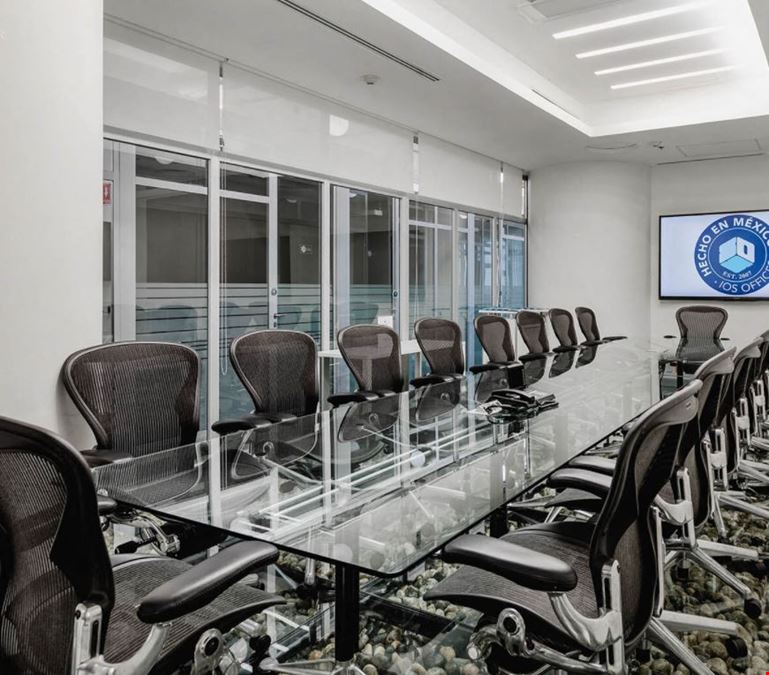 IOS OFFICES - Corporativo Malecón Américas