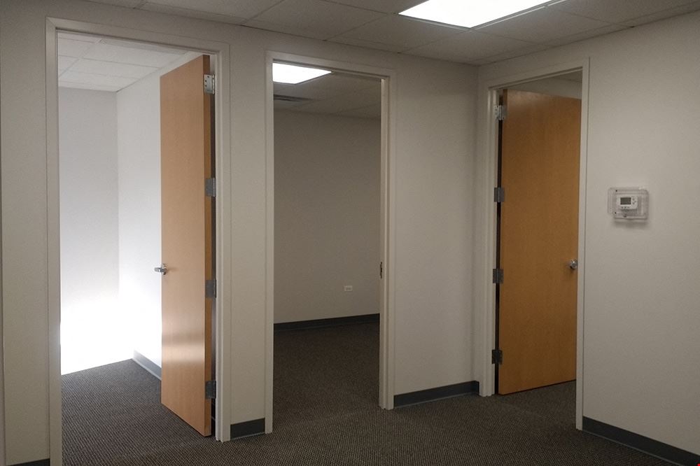 Workstyle Flexible Spaces - 3205-3231 North Wilke Road