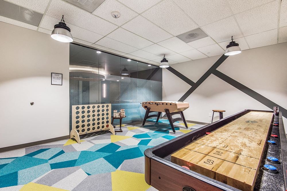 Workstyle Flexible Spaces - 14800 Quorum Drive