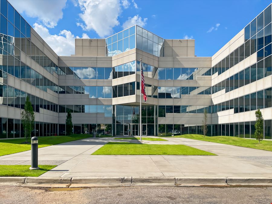 TN, Memphis - Triad Centre I