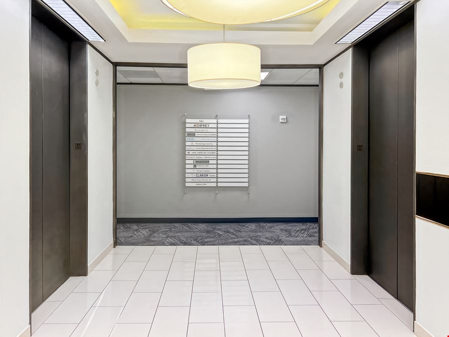 TX, Houston - One Riverway