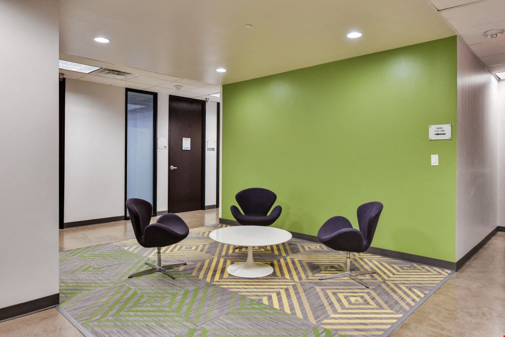 4425 W. Airport Freeway