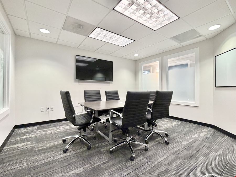 Small Conference Room 002