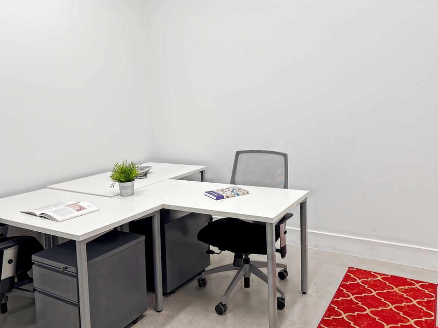 CA, Menlo Park-Spaces Menlo Park