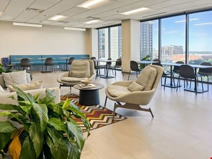 Regus - Tallahassee - Monroe St
