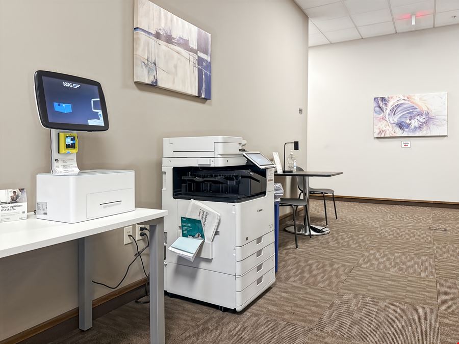 Regus - Hutchinson - 23rd Ave