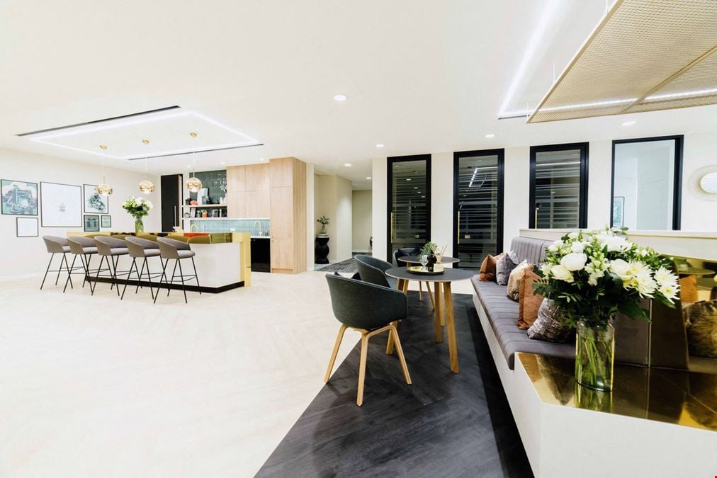 Orega - London - Mark Lane