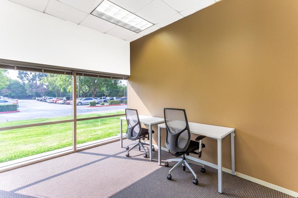 CA, San Ramon - Crow Canyon Plaza