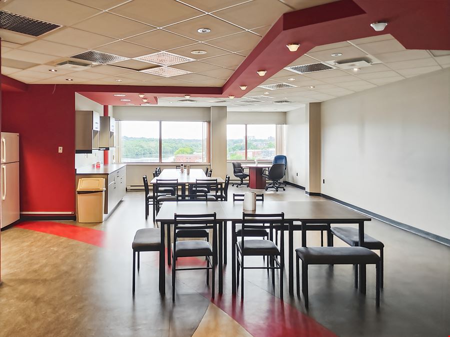 QC, Sherbrooke - King Street West