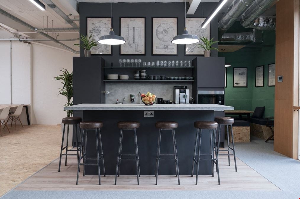 Canvas Offices - FOMO House