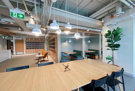 BC, Vancouver - 525 West 8th Avenue