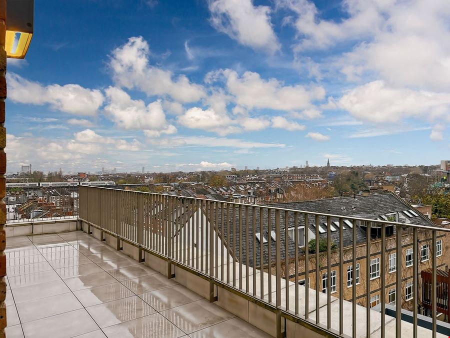 Spaces - London Liddell Place