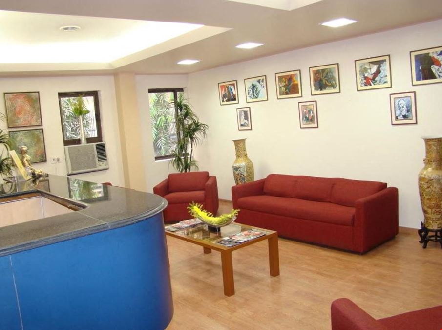 DBS Business Center - Hungerford Street