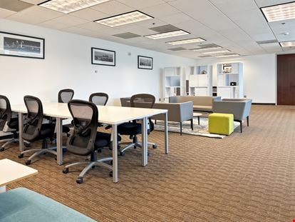 Regus - Redwood City - Twin Dolphin Drive