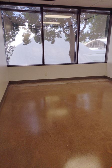 7322-7324 Southwest Freeway