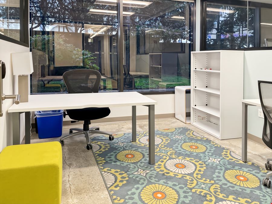 CA, San Francisco -  Levi's Plaza