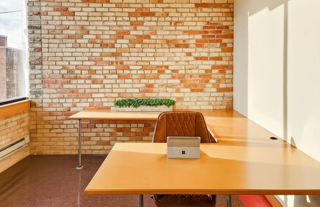 WI, Green Bay - Adams St