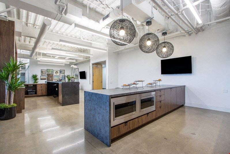 MB2 - Manhattan Beach Towers California