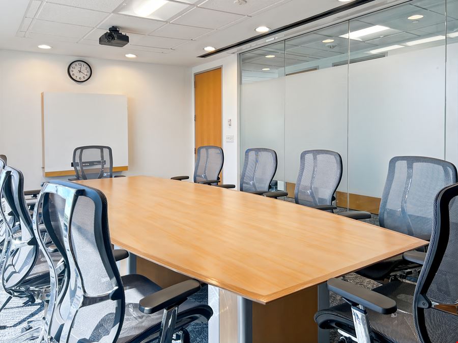 MD, Pikesville - Woodholme Center