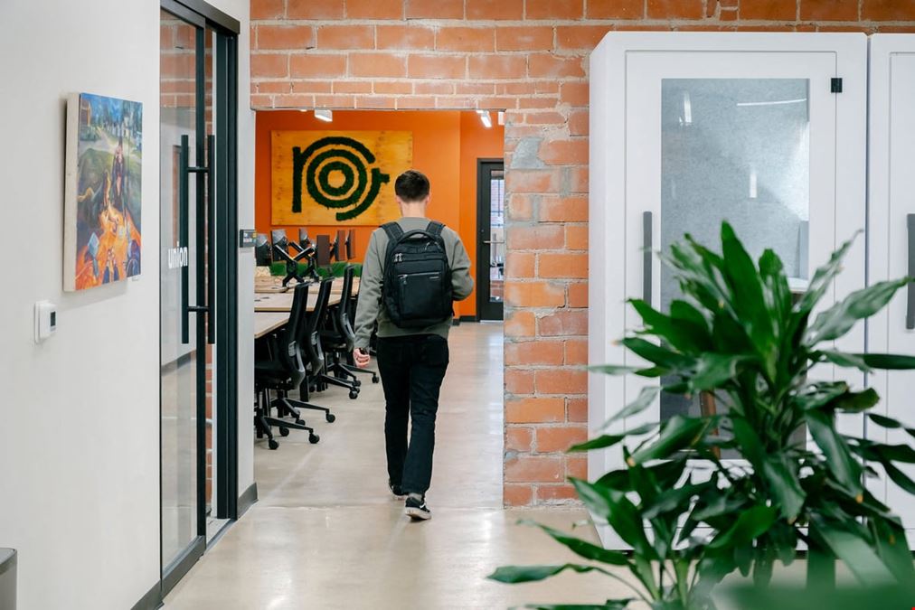 The Root Coworking - The Root - Market Station