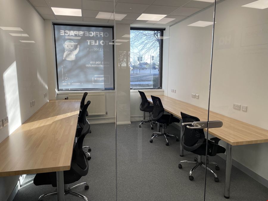 Altrincham, Kennedy House