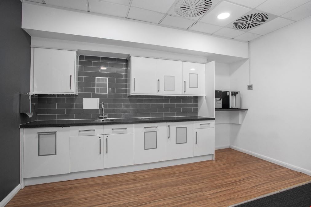 Regus - East Midlands Airport