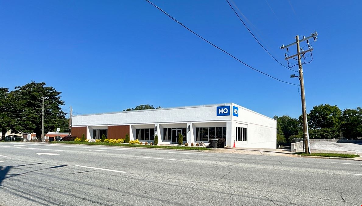 NC, Greensboro - W Friendly Ave