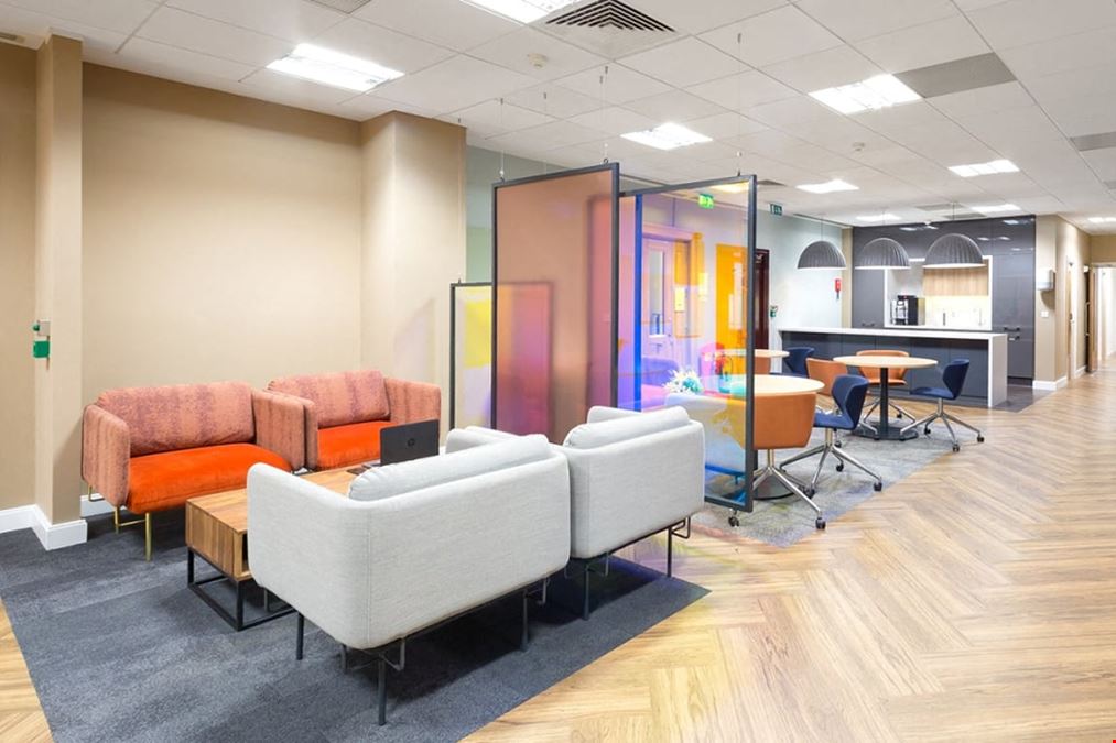 Landmark: Birmingham, Brindleyplace