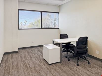 Regus - Tucson - E Broadway Blvd