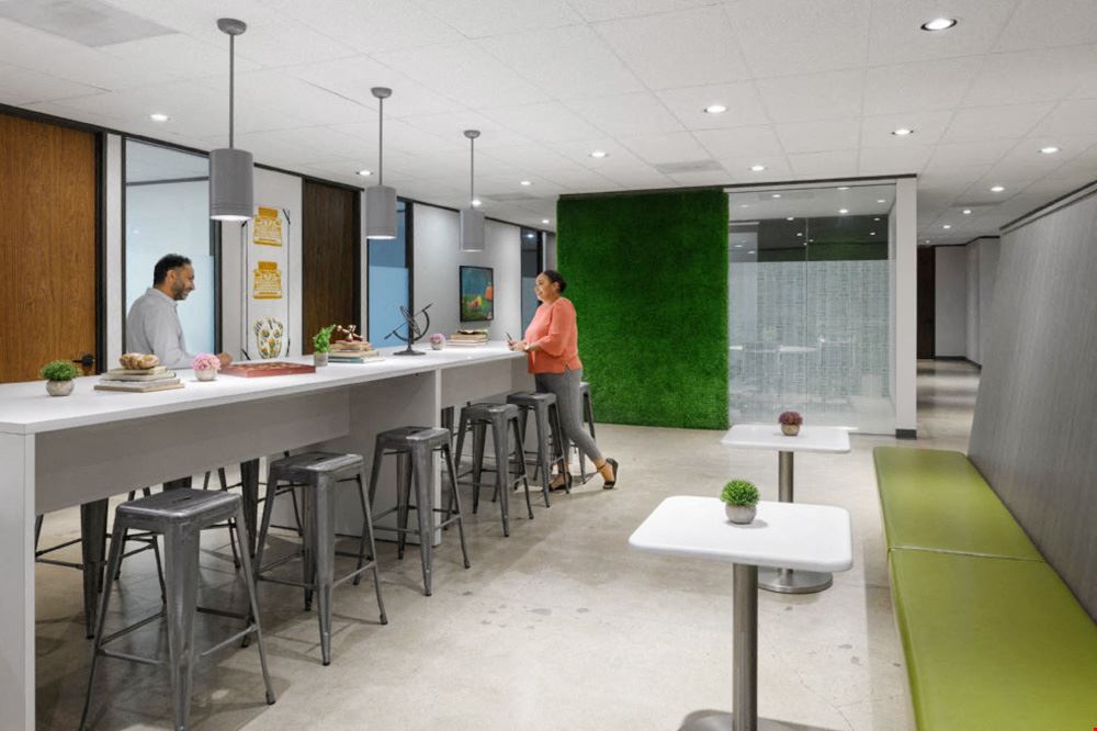 2821-2851 South Parker Road