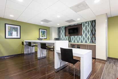 Riverside Plaza Center