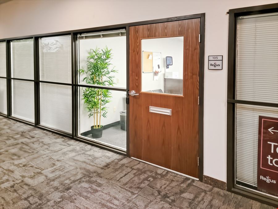 WI, Brookfield - Bishops Way