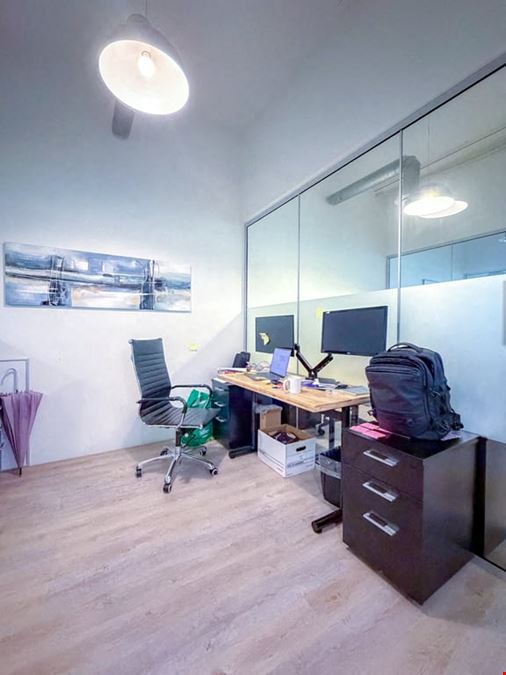 4-Person Office