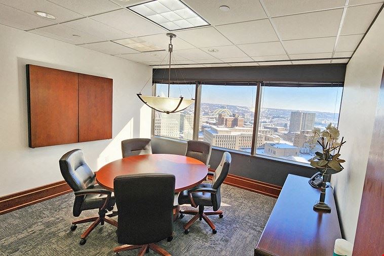 5 Person Meeting Room B