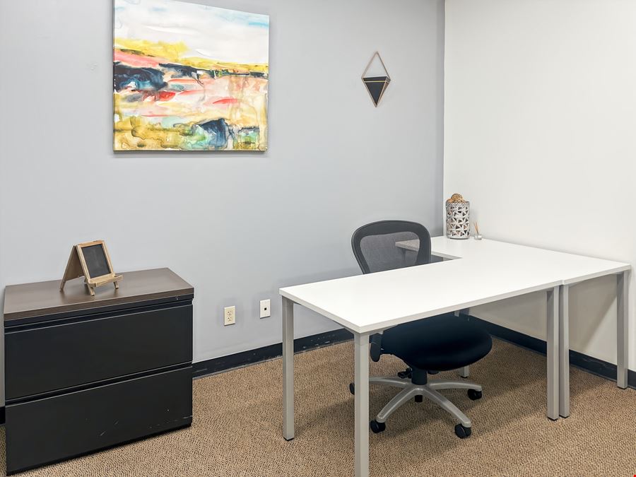 CA, Bakersfield - 4900 California Avenue