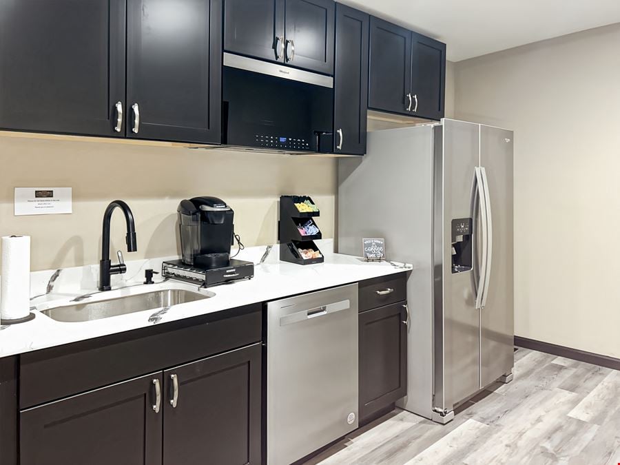 Regus - St Louis - Lami