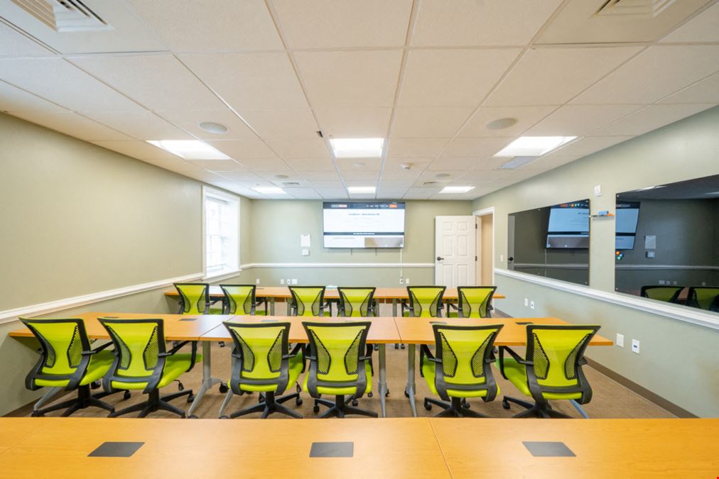 HeadRoom West Chester