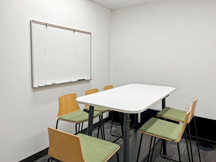 WA, Bellevue - NE 4th St