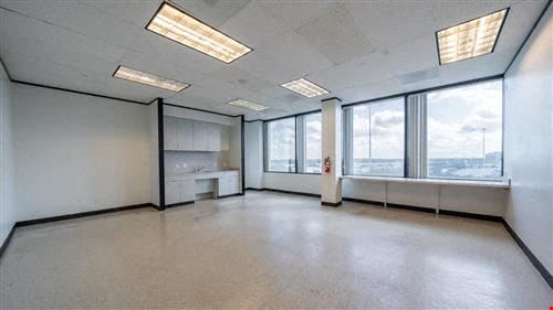 13201 Northwest Freeway