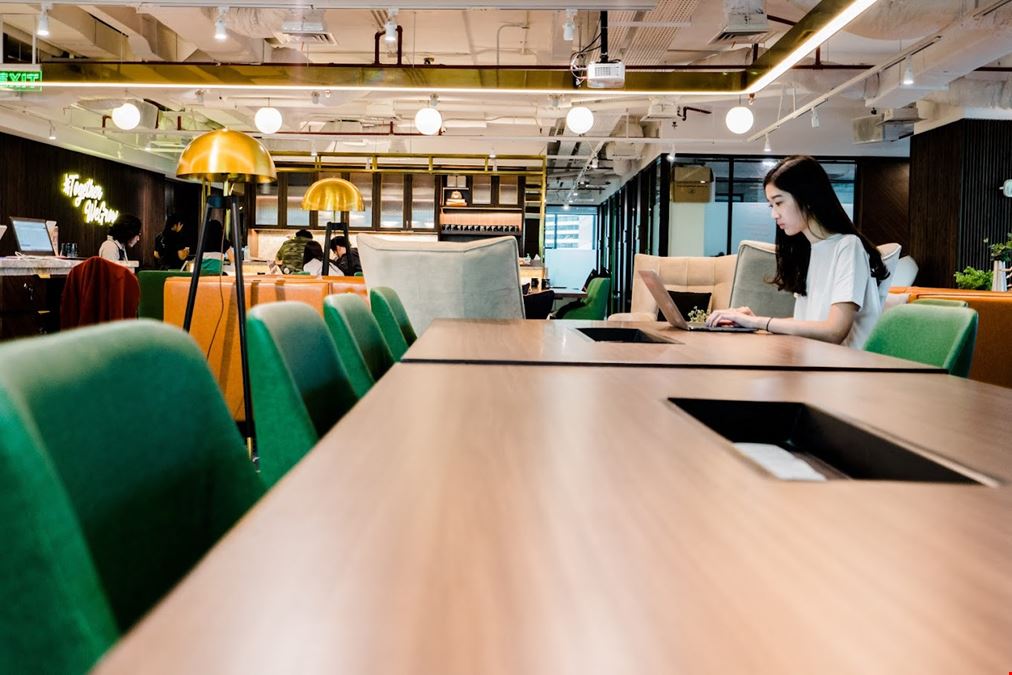 GoWork - Senayan City