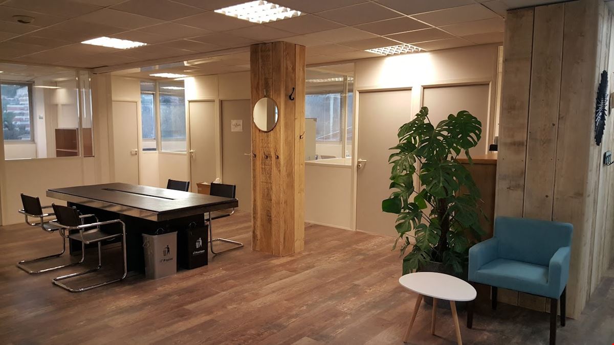 Coolwork - 287 Avenue Bel Air