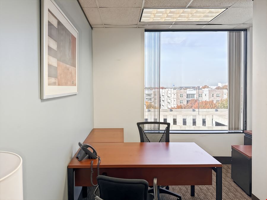 TX, Addison - The Madison